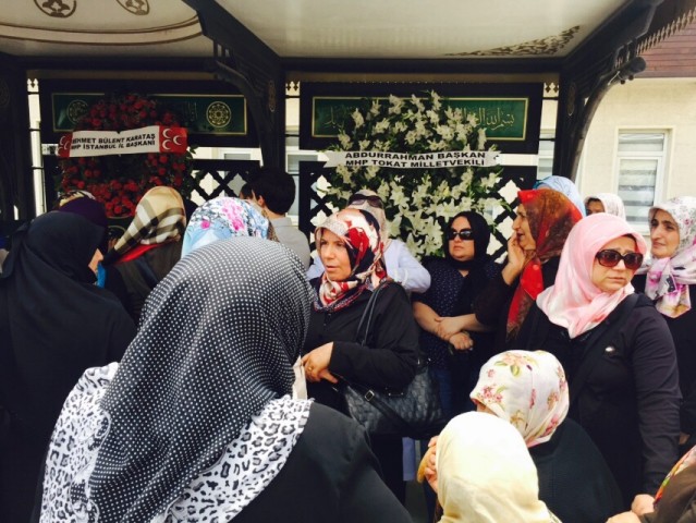 Beyhan Teyze Son Yolculuğuna Uğurlandı