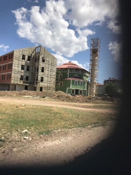 Akın Anaya&Babaya Vefalı, Hayra Devamlı