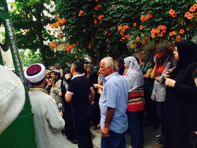 Beyhan Teyze Son Yolculuğuna Uğurlandı