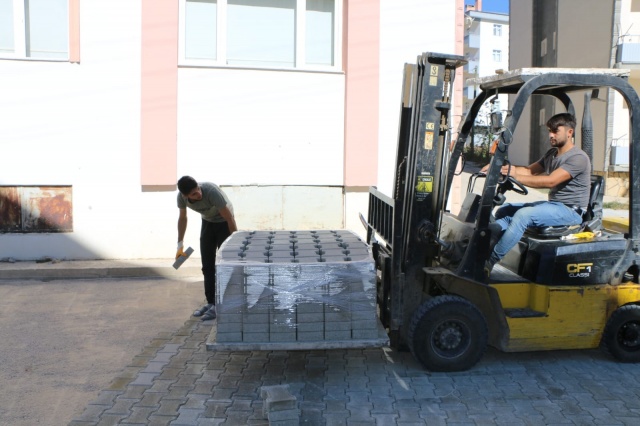 Şiran'da Parke Çalışmaları Devam Ediyor