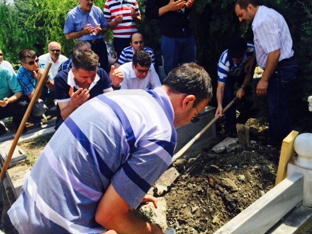 Beyhan Teyze Son Yolculuğuna Uğurlandı