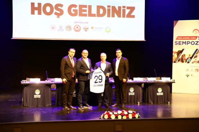 İstanbul’da gururlandıran Şiran Sempozyumu