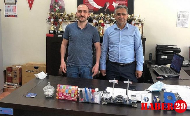 Uluşiran Gençlik Platformu kıyafet desteği sağladı