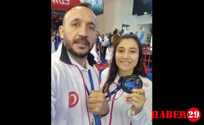 Feyzanur Dünya Üçüncüsü Oldu
