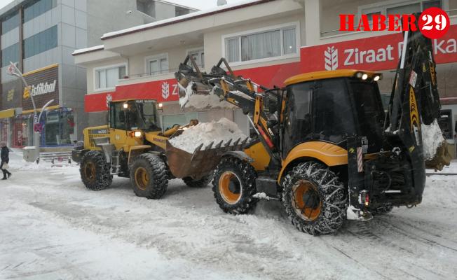 Kelkit'te Kar Yağışı Etkili Oldu