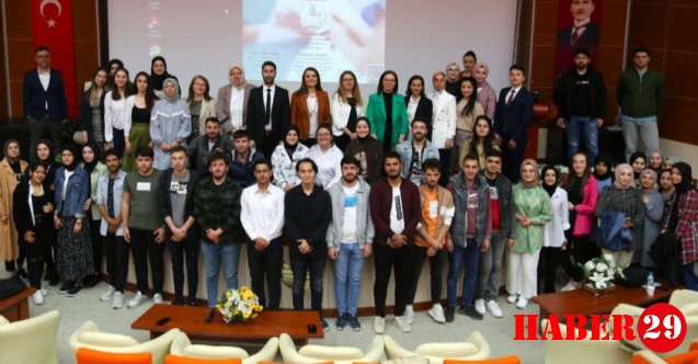 Gümüşhane Üniversitesi’nde Hemşirelik Haftası Kutlandı