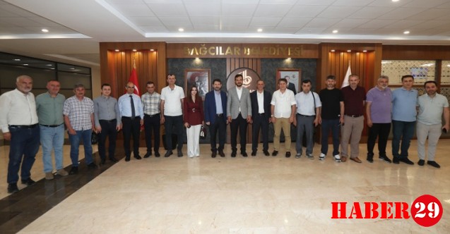 Başkan Özdemir Gümüşhaneliler’i Kabul Etti