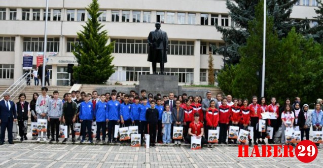 Gümüşhane’de Şampiyon Öğrenciler Ödüllendirildi