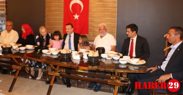 Şeyran Cafe Restoran’da Muharrem Ayı Dolayısıyla İftar Programı Düzenlendi