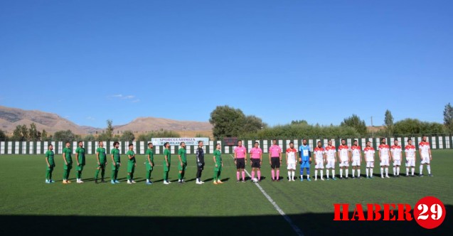 1954 Kelkit Belediyespor Evinde Kaybetti