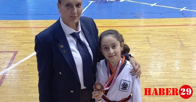 Minik Belinay Türkiye Üçüncüsü Oldu