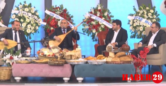 Akbaba Köyü Derneği, Aşık Kul Nuri İle Gönül Kervanı Dernek TV’de Buluştu.
