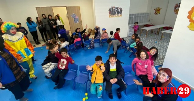Gümüşhane Gençlik Merkezi'nden Depremzede Ailelere Destek