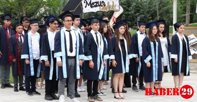 Lösemili Çocukların Mezuniyet Sevinci