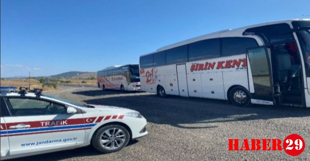 Gümüşhane'de Yolcu Taşıyan Araçlara Yönelik Denetimler Yapıldı
