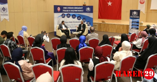 Gümüşhane Üniversitesi'nde "Dostlar Sizi Hatırlasın" Kitabı Konuşuldu