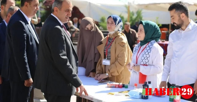 Milletvekili Musa Küçük ve Belediye Başkanı Vedat Soner Başer 'Filistinli Çocuklar İçin Çiz' Etkinliğinde