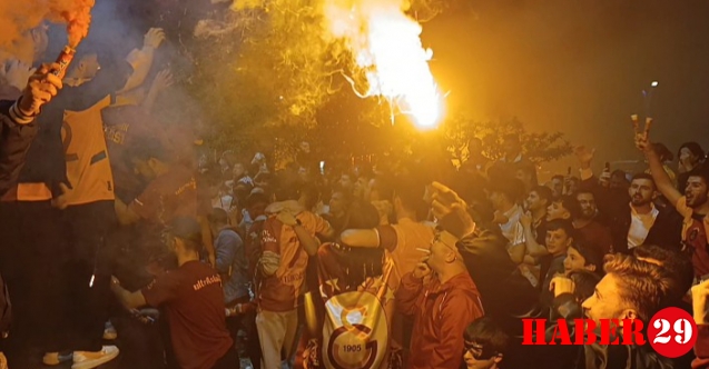 Gümüşhane'de Galatasaray’ın 25. şampiyonluğu coşkuyla kutlandı