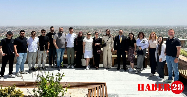 Konya Gümüşhaneliler Derneği'nden Üniversiteli Öğrencilere Sıcak Kahvaltı