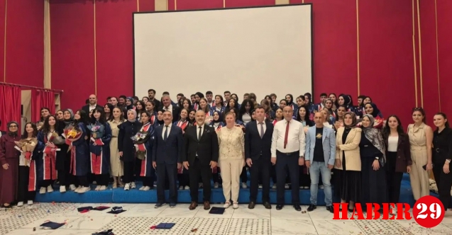 Gümüşhane İbn-i Sina'dan Sağlık Ordusuna 69 genç nefer