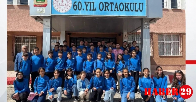 Soysal’dan Köse’deki okullara eşofman desteği