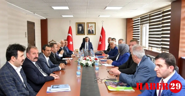 Vali Baruş'tan oda başkanlarıyla 6.bölge toplantısı