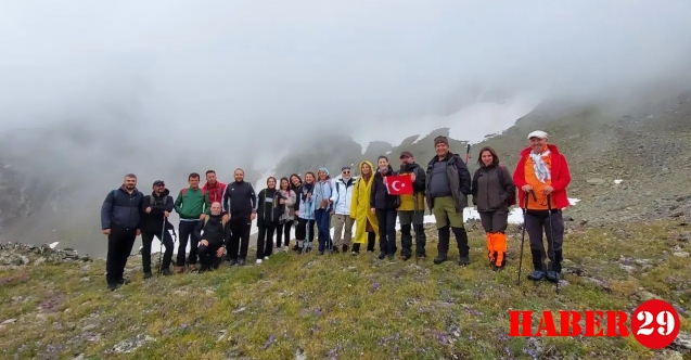 Efsane sporcu Muharrem Ateş 3 bin metrede anıldı