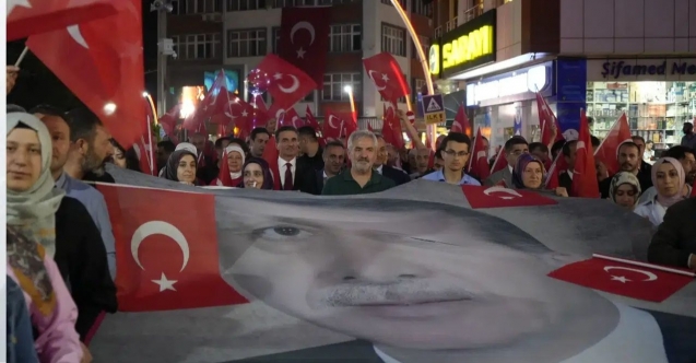 Gümüşhane’de 15 Temmuz yürüyüşü ve anma programı düzenlendi
