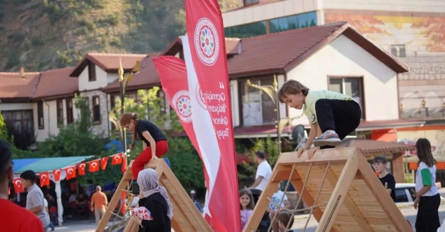 Gümüşhane’de Geleneksel Oyunlar Tırı’na yoğun ilgi