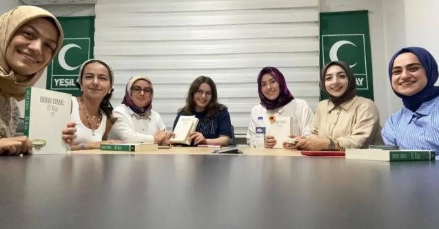 Gümüşhane’de Kitaplarla Kurulan Köprü: Yeşilay Kadın Komisyonu’ndan Anlamlı Buluşma
