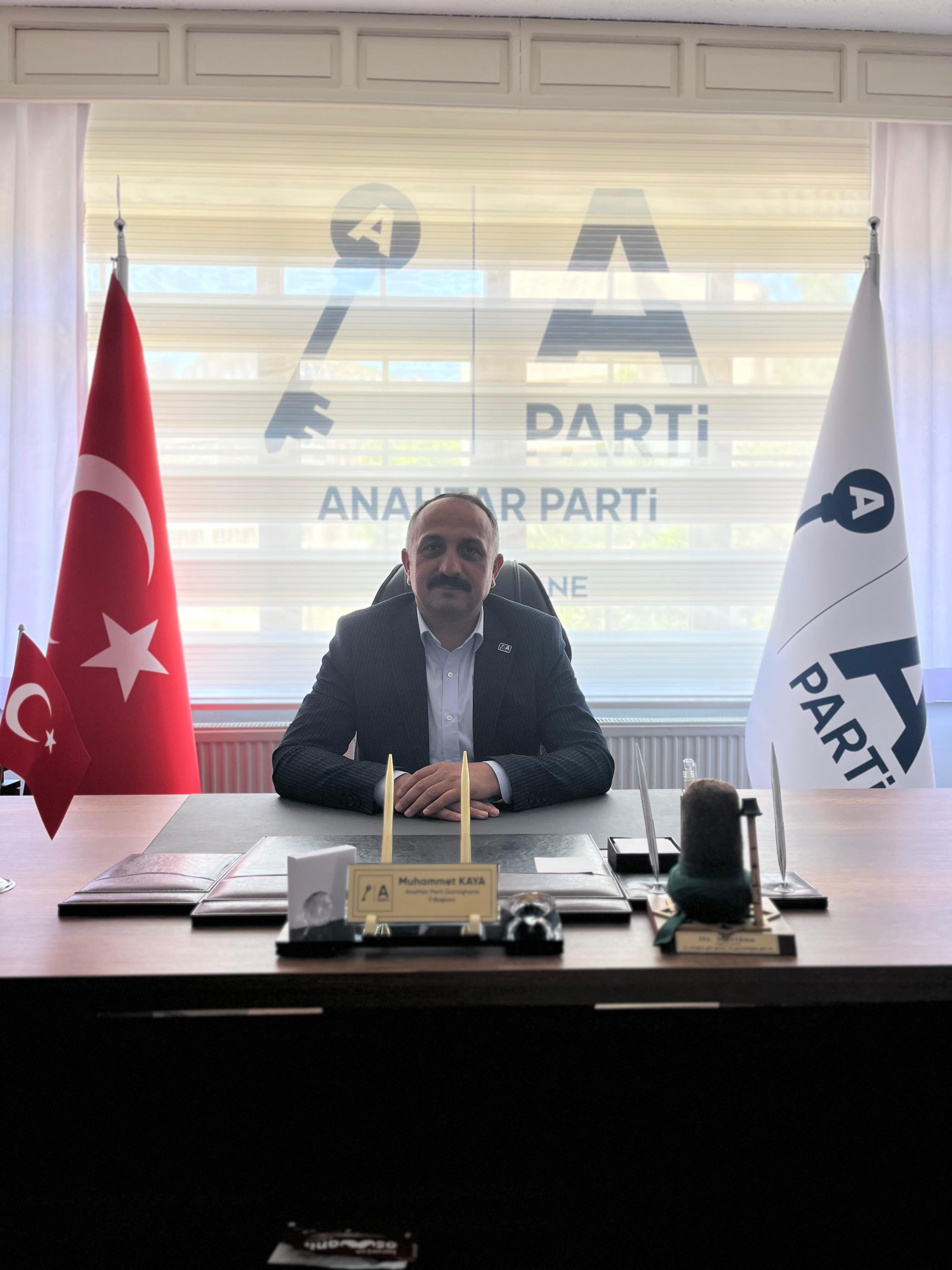 Kaya, “Üretici Zararına Satıyor, Tüketici Pahalıya Yiyor”
