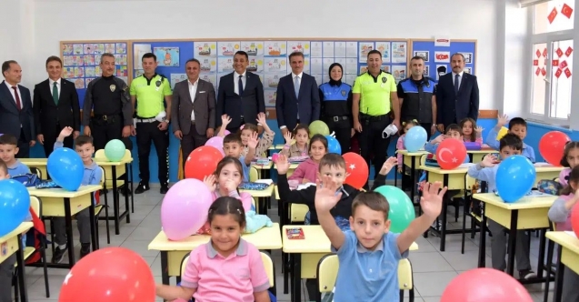 Gümüşhane'de ilköğretim haftası kutlandı