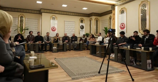 Eryılmaz: Sinema bir insanın ayakkabısındaki çakıl taşı olmalıdır