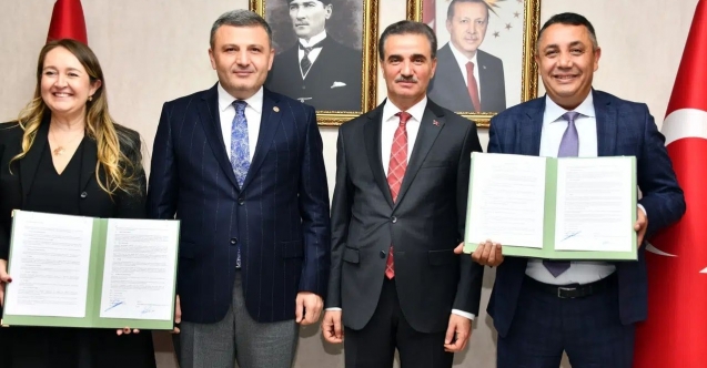 Gümüşhane'ye 500 Kişilik Çağrı Merkezi için imzalar atıldı