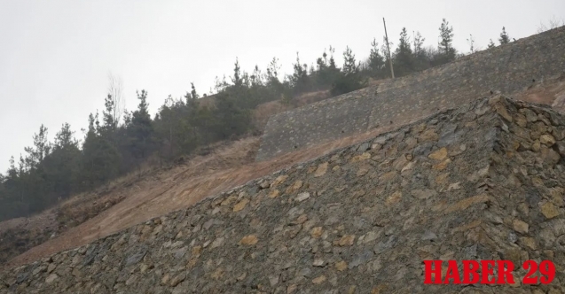 Bağlarbaşı Sanayi Sitesi’nde kabus geri mi dönüyor? Yeni yapılan istinat duvarları da çatladı