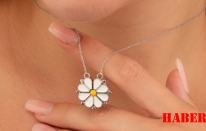 Gümüş Pazarım’ın En Trend Çiçek Gümüş Kolye Modelleri