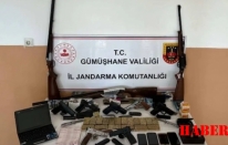 Şiran’da cephanelik gibi eve Jandarma operasyon yaptı