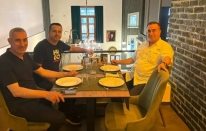 ESKİLER ORADA, YÜREK HÂLÂ SAHADA