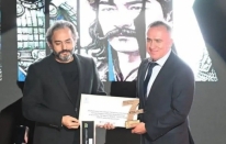 Gümüşhaneli senarist Elvan Ezber, en iyi senaryo ödülünü aldı