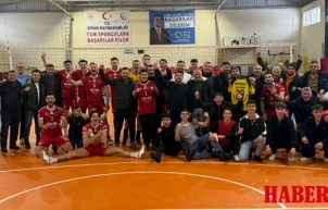 Ünsal Group Şiran Akademi Spor, Ziraat Bankkart’ı Nefes Kesen Maçta 3-2 Mağlup Etti