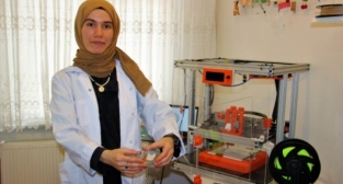 Genç Mühendis Hemşerimiz  Evinde Kurduğu Laboratuvarında Kanser Hastalarına Umut Olacak Cihaz Geliştirdi