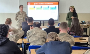 Gümüşhane’de Kolluk Kuvvetlerine "Şiddetle Mücadele" Eğitimi