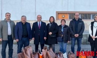 Trabzon Gümüşhaneliler Derneği'nden Torul'daki Okullara Anlamlı Destek: Kışlık Kıyafet ve Kitap Dağıtıldı