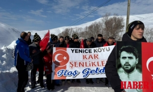 Gümüşhane’de 33. Kar Voleybolu Şenliği, Milli Futbolcu Ahmet Çalık Anısına Düzenlendi