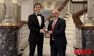 Küresel Barışın Elçisi Akif Manaf’a Bir Ödül Daha: Egeyön Barış Ödülü Sahibini Buldu