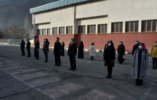 Gümüşhane’de Okullarda İstiklal Marşı Okundu