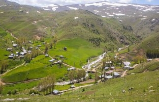 Kürtün'de Bir Mahalle Karantinaya Alındı