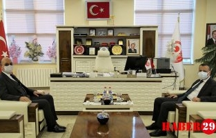 Vali Taşbilek’ten Rektör Zeybek’e ‘Hayırlı Olsun’ Ziyareti