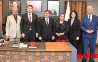 Başkan Çimen, Kent Konseyi Eski ve Yeni Yönetimini Misafir Etti