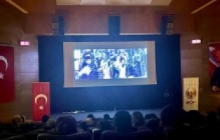 Gümüşhane’de Öğrenciler 120 adlı filmi izledi